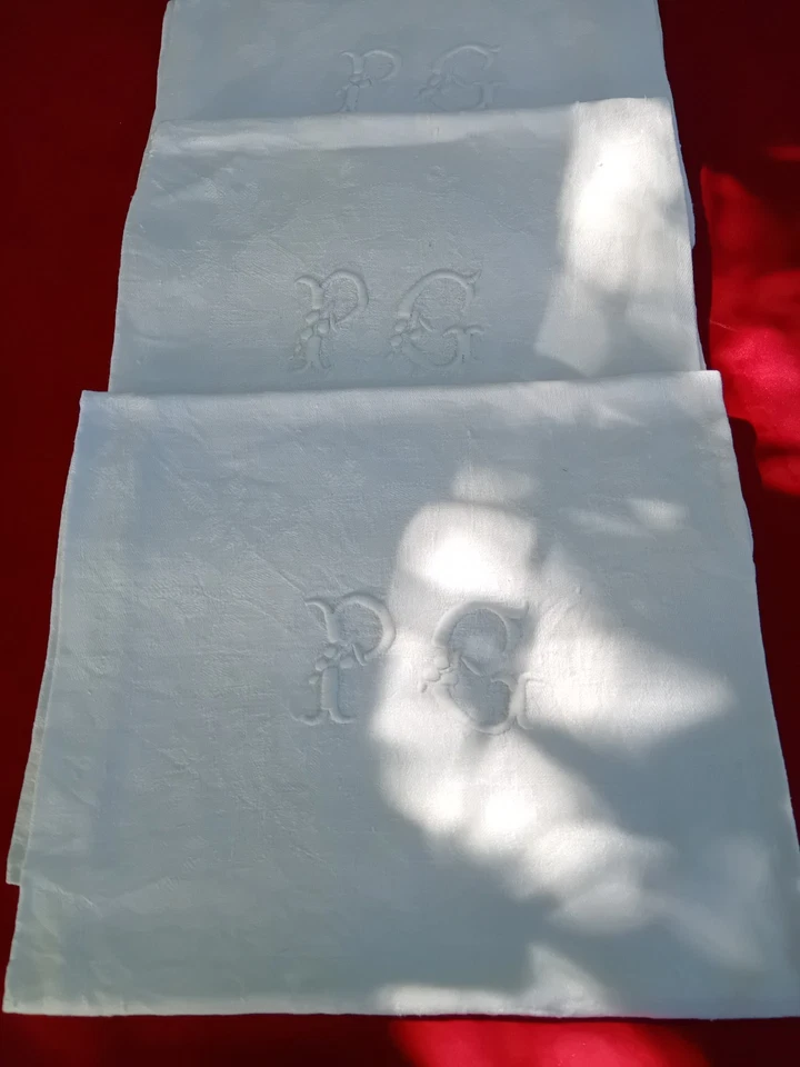 3 anciennes serviettes de table en lin damassé  blanc chiffrées 74 X 63 cm - Photo 3/4