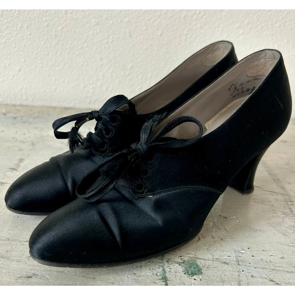 Antique McBrydes Detroit satin silk heels lace up 1920s flapper Vintage RARE 6 - Image 2 of 4