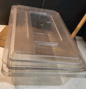 Rubbermaid Commercial 3309CLE 3.5 gal 18" x 12" x 6" Food Tote Box With Lid