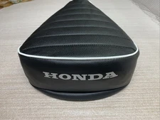 HONDA CT90 SEAT COVER TRAIL 90 1969 TO 1971 MODEL SILVER HONDA LOGO (H*-33)