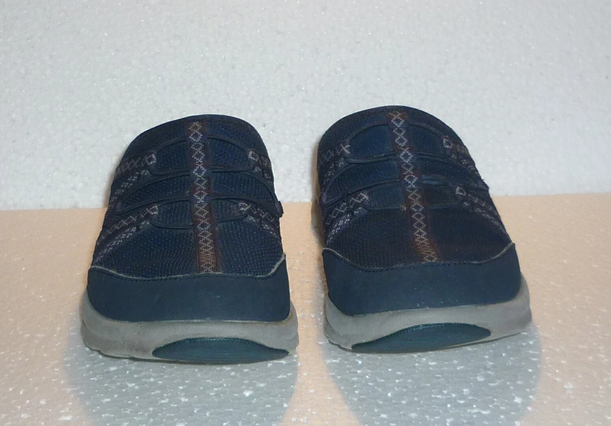 Clarks top navy clogs
