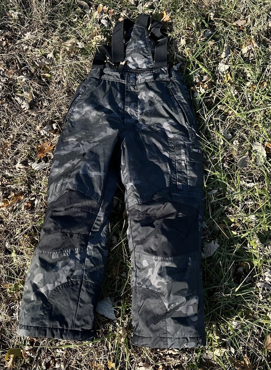 32 DEGREES WEATHERPROOF DARK CAMO SNOW SKI PANTS ZIP OFF SUSPENDERS SIZE 7/8