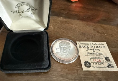 #ad 1 Troy Ounce Silver .999 Fine Highland Mint Denver Broncos Superbowl Elway Davis $179.00