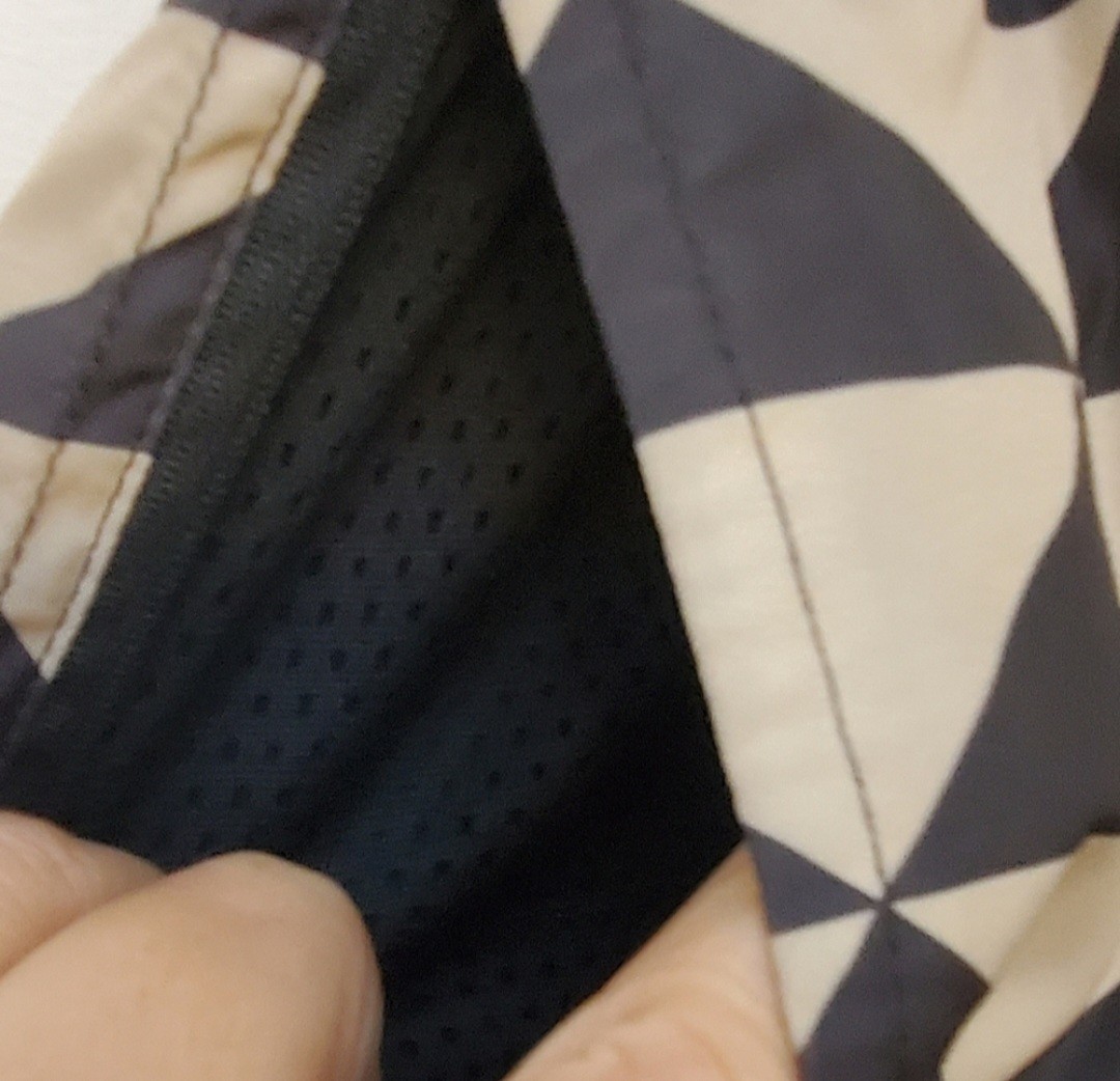 Maison Article Hybrid Geometric Drawstring Mesh L… - image 4