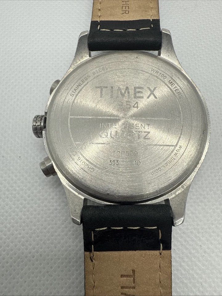 TimeX Black Leather Band T2P509 (Missing Button) - Image 3 of 4