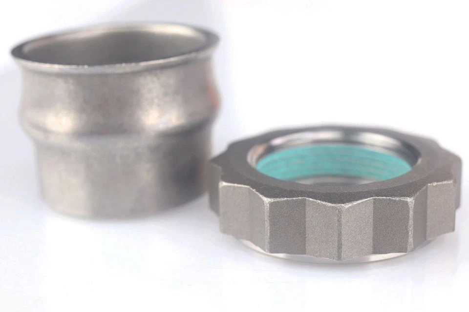 LAND ROVER FREELANDER 2 REAR DIFFERENTIAL AXLE GENUINE BEARING & OIL SEAL KIT - Image 4 of 4