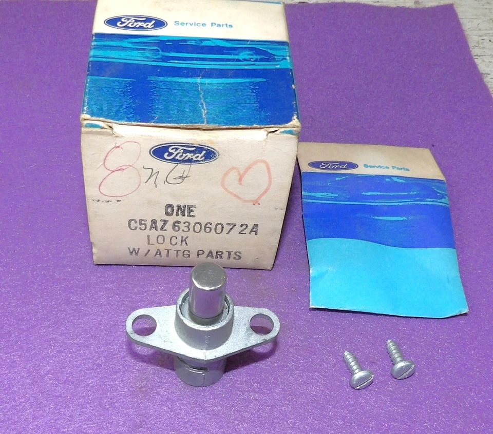 Mustang Galaxie 500 XL LTD Monterey 1965 1966 nuevo consola guantera pestillo de puerta Foto 4 de 4