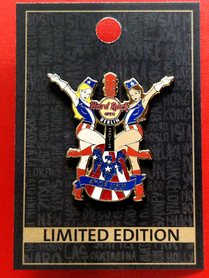 HRC Hard Rock Cafe Berlin 4th of July 2012 Girls Guitar LE200 new