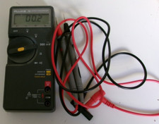 Fluke 70 Series II Multimeter Calibrated plus new leads