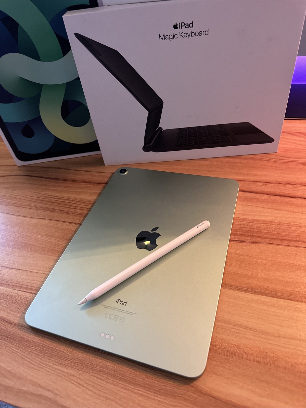 Apple iPad Air 4th Gen. 64GB, WiFi, 10.9 in Green + Apple