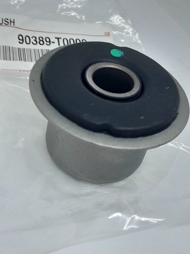 TOYOTA HILUX LEAFSPRING FRONT EYE BUSH for MK6/7 2005-2017 *GENUINE* - Picture 9 of 11