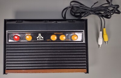 Pre-Owned Atari Flashback 2 Classic Game Console w/ 4 controllers, Cords -TESTED