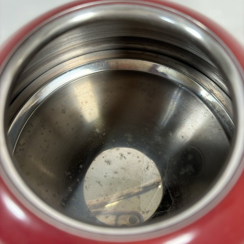 Tetera Calidad Whistling Rojo Oscuro Calidad Profesional 2,7 QT 2,5 L - Imagen 6 de 8