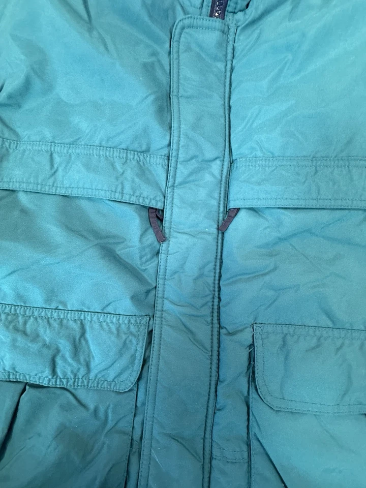 Chaleco utilitario WearGuard vintage verde para hombre ropa de trabajo grande aislado hecho en 3 estaciones Foto 2 de 4