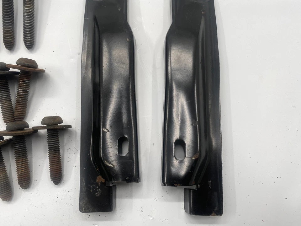 Ford Bronco 1992-1996 soportes superiores desmontables y herrajes OEM XLT Foto 4 de 4