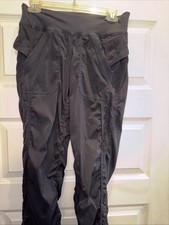 Lululemon Dance Studio Pants Womens Sz 6 Black Relaxed Leg Yoga Athleisure