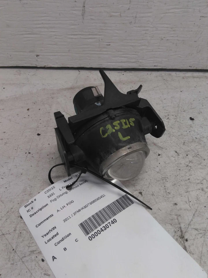 Used Driving Light fits: 2011 Ford Flex Fog-Driving without bezel Grade A — 第 2/4 张图片