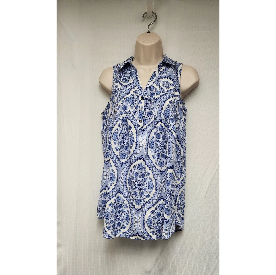 Motherhood Maternity Sleeveless Blouse Shirt Top Color Blue/White Size Small - Image 2 of 4