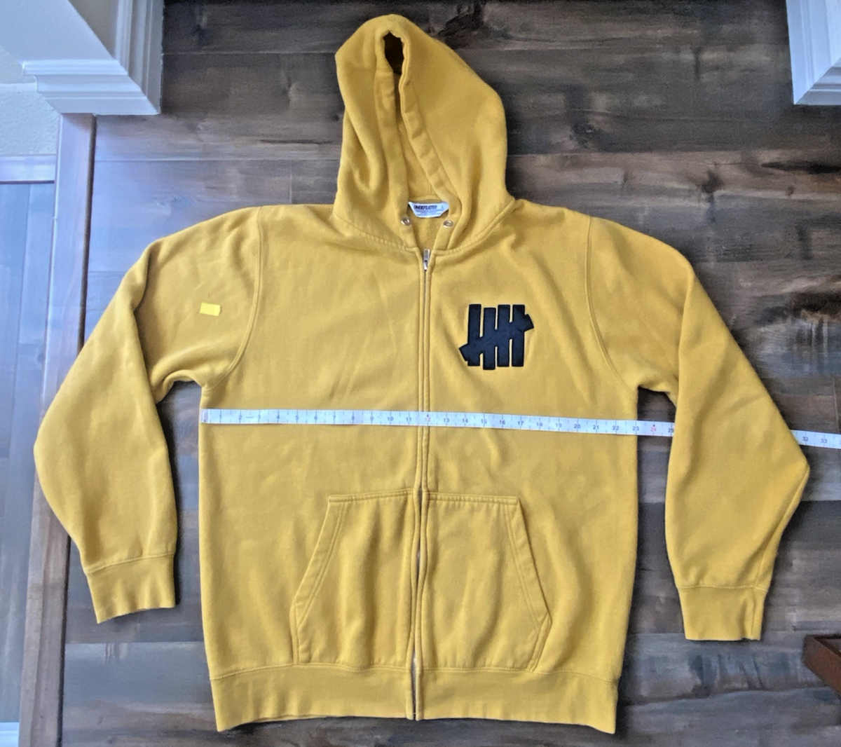 Undefeated Men’s Size Large Mustard Yellow Full Zip Up Hoodie USA Made