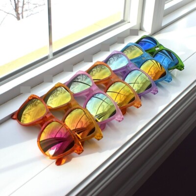 Futura Sunglasses Purple Frames, Gold Mirror Lenses  display picture 3