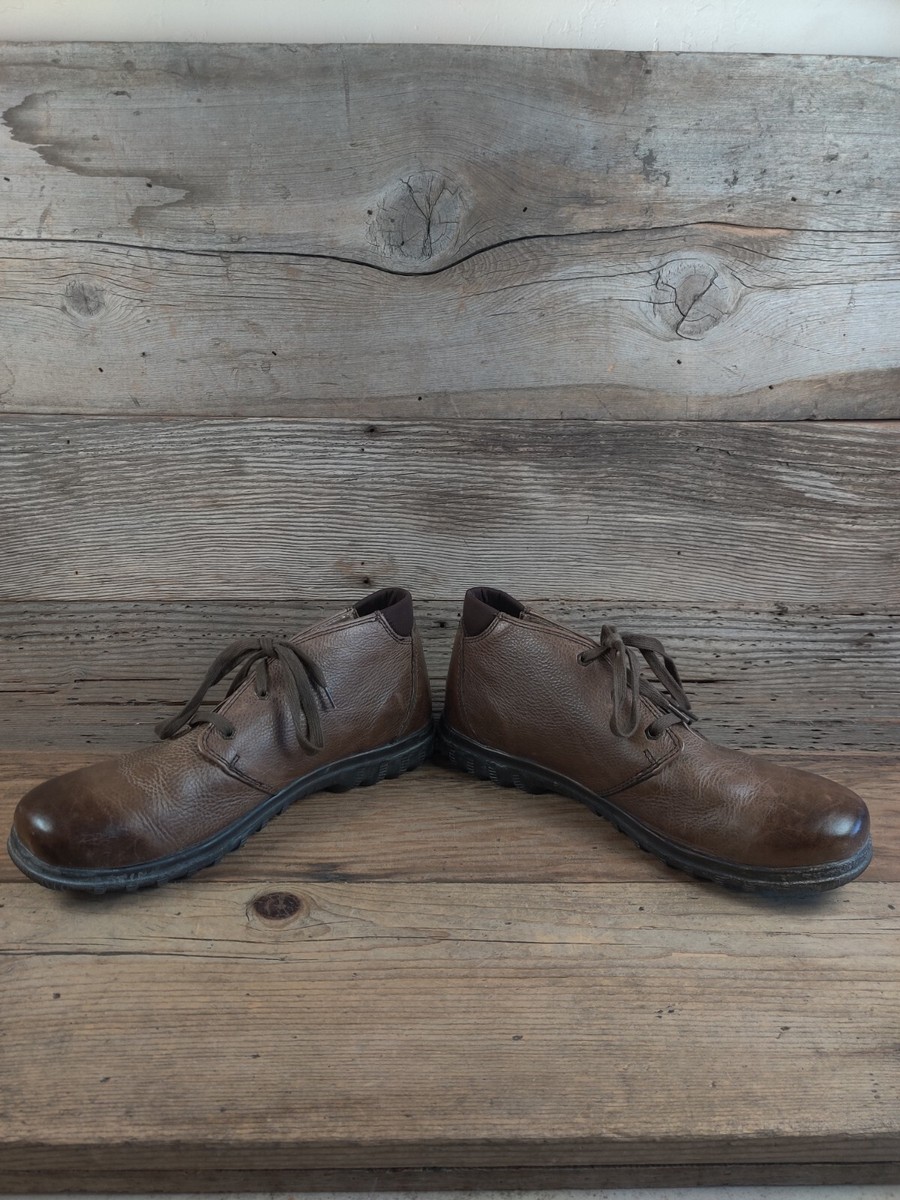 BOGS EUGENE MENS LEATHER CHUKKA ANKLE BOOTS sz 11 | eBay display picture 2
