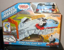 thomas trackmaster close call cliff set