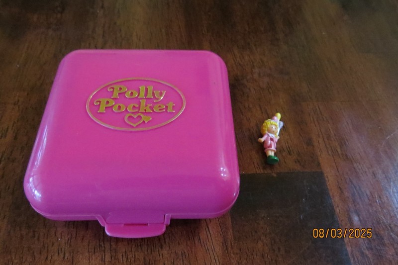 1989 Vintage Polly Pocket Polly World Bluebird Fun Fair Amusement Park 1 Doll #3