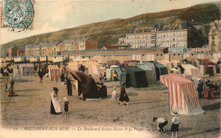 CPA 62 BOULOGNE SUR MER LE BOULEVARD SAINTE BEUVE ET LA PLAGE.