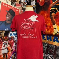 Vintage Catholic Church Jesus Tee The Spirit Is Movin Red Graphic Sz Large
