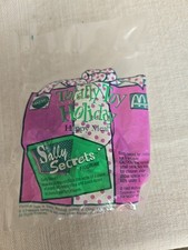 1993 McDonalds Happy Meal Totally Toy Holiday Sally Secrets Figurine Doll New