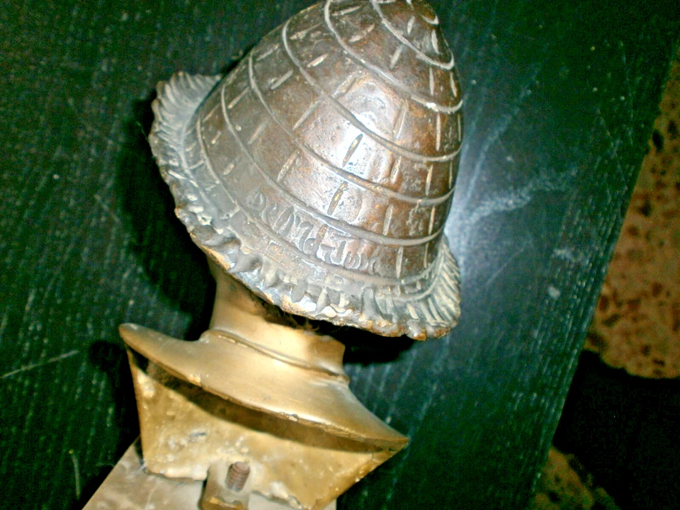 SCULTURA STATUA IN BRONZO  SU MARMO DI  DE MARTINO - Immagine 2 di 4