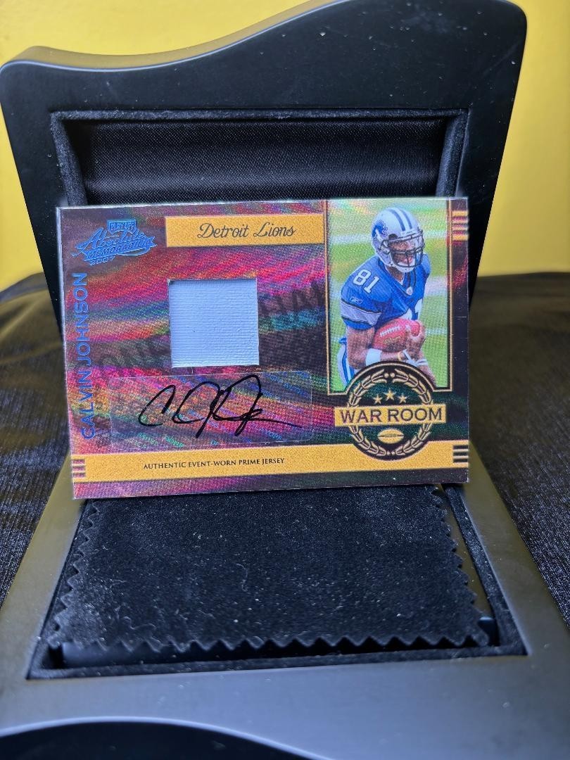 Calvin Johnson Playoff Absolute Memorabilia War Room #WR28 War Room-Autograph