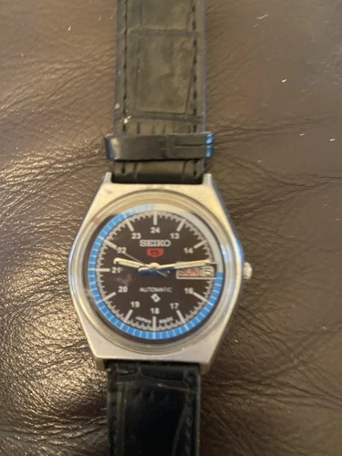 Vintage Seiko 5 Automatic Movement No. 6309-5820 Black dial Men's Wristwatch