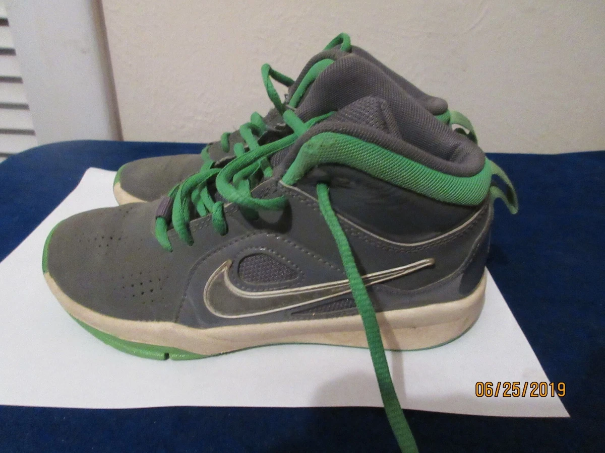 indre Mug Signal Nike better world kids shoes size 13 c | eBay