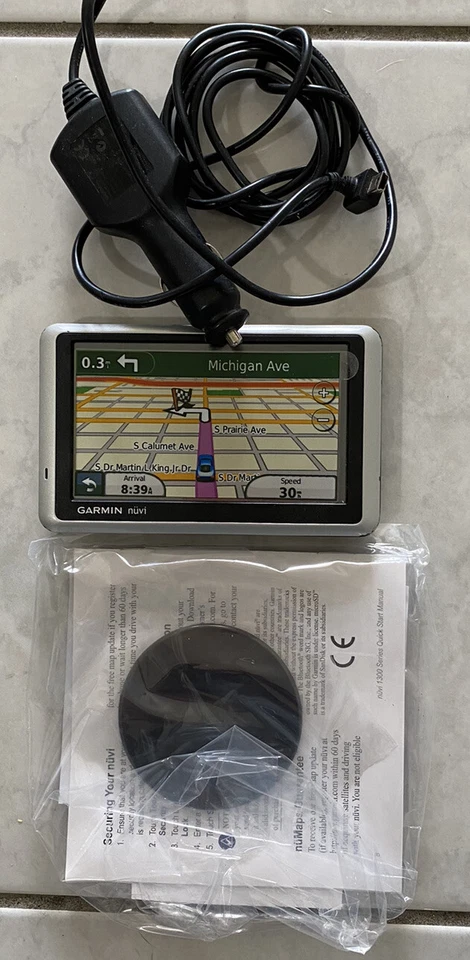 Garmin nüvi 1300LM 4.3-Inch Portable GPS Navigator - Image 3 of 4