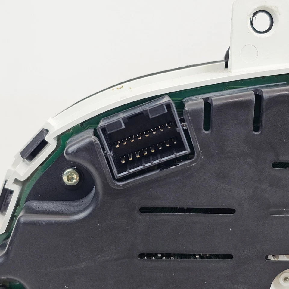 2007 现代 Azera 速度计/集群 (94011-3L515) — 第 3/4 张图片