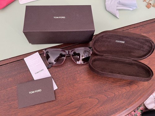 prada sunglasses sps01t