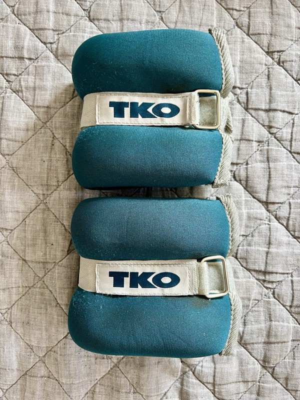 TKO 5 LB Pair, 2.5 LB x 2 Ankle & Wrist Weights Adjustable Neoprene Turquoise