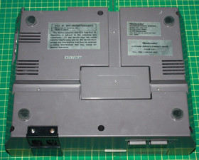 Nintendo Entertainment System NES with 2 Controllers and Super Mario Bros Game