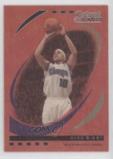 2006-07 Topps Trademark Moves Wood Red 25/35 Mike Bibby #7 0hl