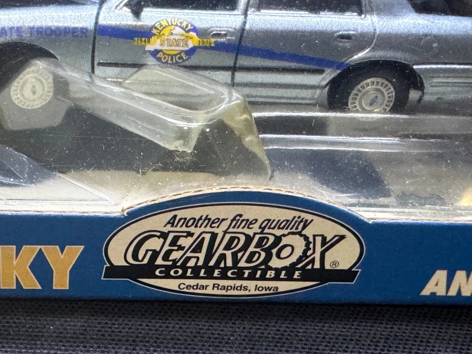 Gearbox Precision Police Interceptor special edition Collectable Diecast 1:43 - Image 2 of 4