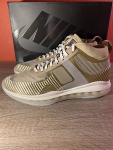 lebron parachute beige