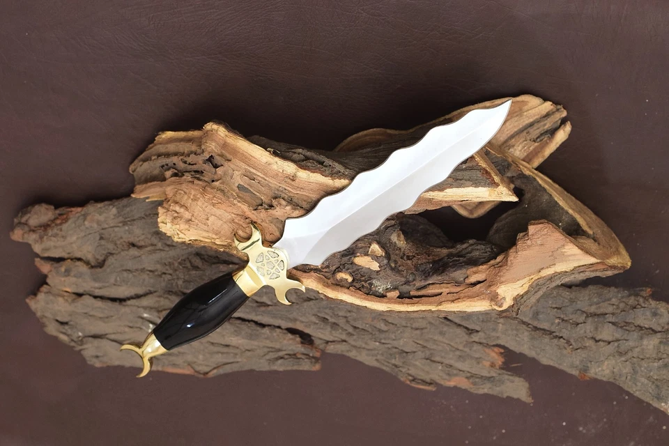 HANDMADE CRESCENT MOON Dagger Ritual Athame Boline Curved Blade| Bone Handle - Image 3 of 4
