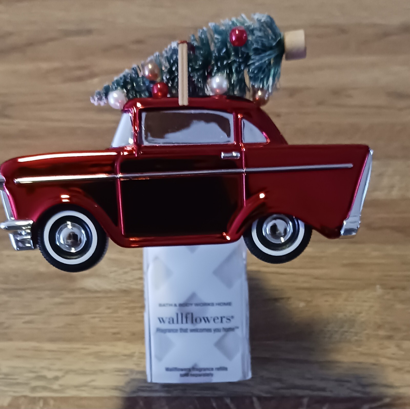 Bath & Body Works Red Shiny Car with Christmas Tree Wallflower Plug Diffuser-image