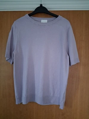 H&M Women's Size Medium Lilac Short Sleeved Fine Knit Top - Image 1 of 2