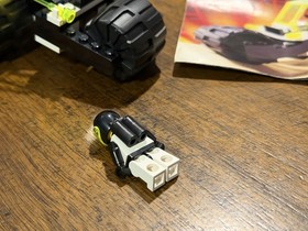 LEGO 6851 Tri‑Wheeled Tyrax (1991) &ndash; Blacktron II &ndash; Complete with Instructions