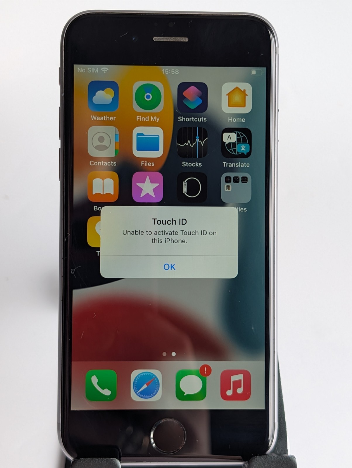 Apple MQ3D2B/A iPhone 6s - 32GB - Space Grey (Unlocked)