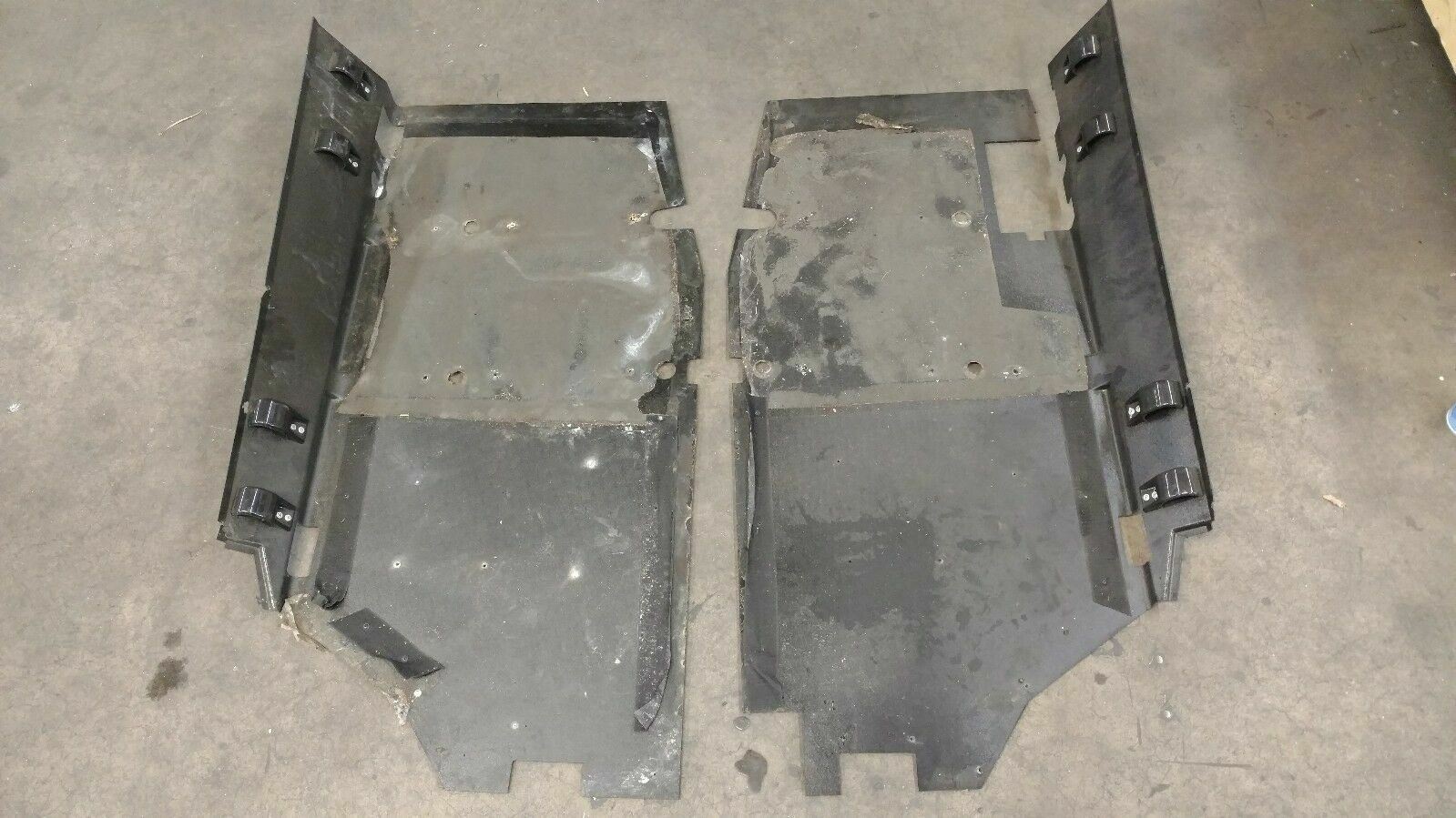 LAMBORGHINI MURCIELAGO INSIDE BOTTOM LINING PLASTIC PANEL 418825209 418825208