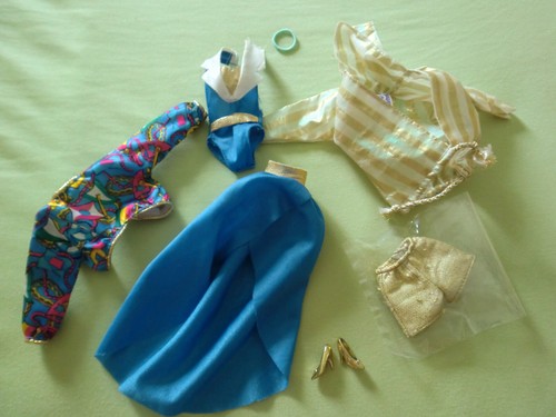 Vintage Barbie Sea Holiday im Original Outfit mit Ohrschmuck und seltener Jacke! - Bild 17 von 18