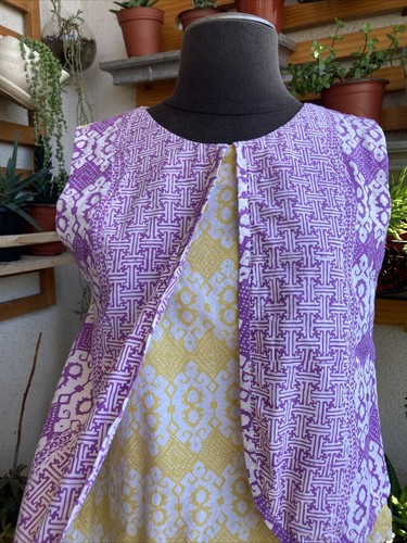 Batik Trusmi (BT) Women's S/M Sleeveless Blouse Casual Yellow Purple - Picture 3 of 12